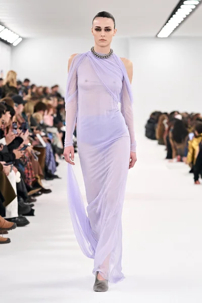 Look 37